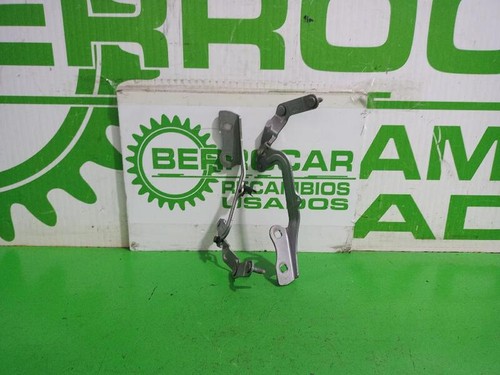 1573930 bonnet hinge 126942